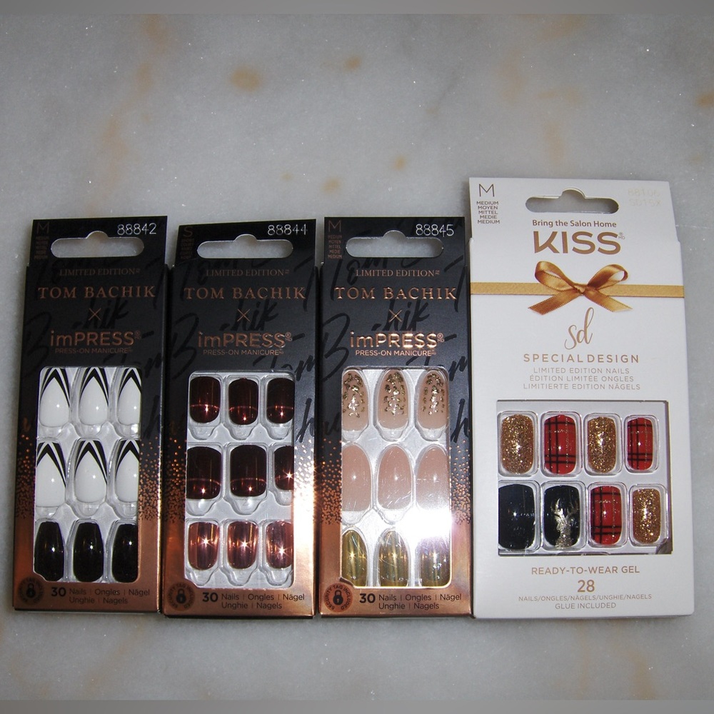4 Limited Edition Kiss Nail Sets